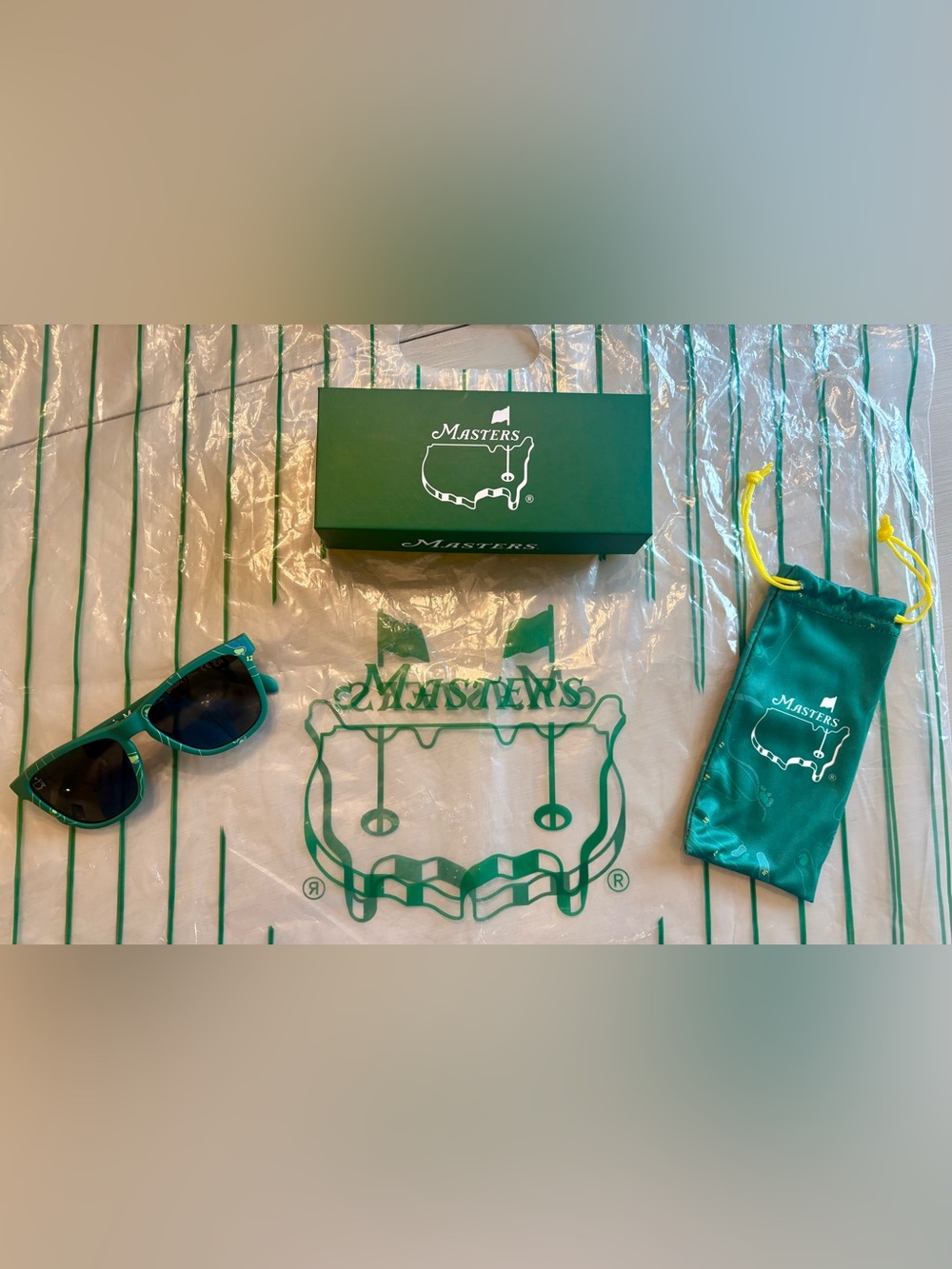 Masters Sunglasses  Gift Box with Logo New